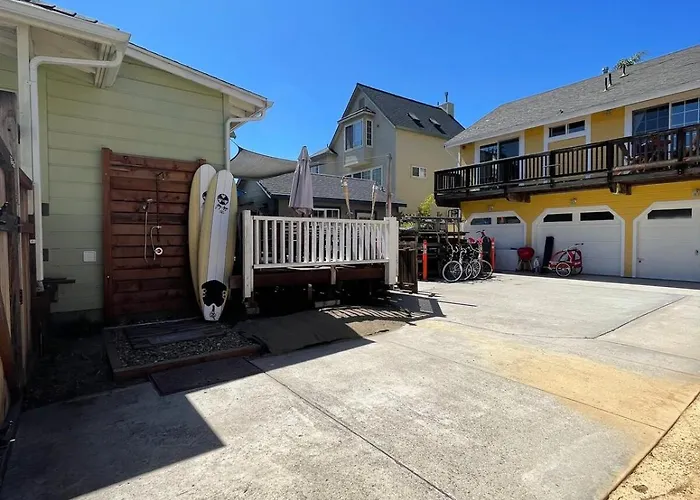 Sunlit Surf House 4Br Downtown Walk To Beach